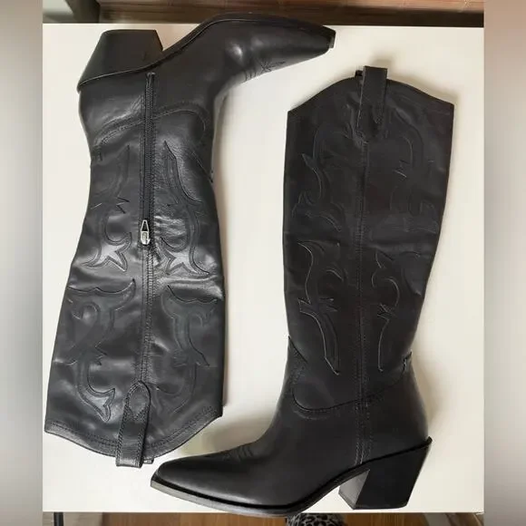 Dolce Vita Samsin Boots in Black Leather 9.5